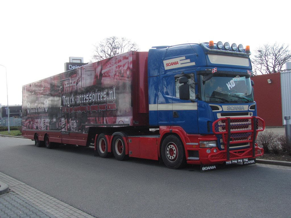 SCANIA R144.V8 6x2 Truck-Accessoires (1) in Doetinchem 260…