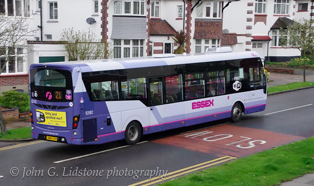 Very rare working by First Essex (Hadleigh) Wright StreetLite Max DF 63162, SN64 CHY - no long wheelbase StreetLites ever normally work past this point - also on Sundays-only routing of service 21