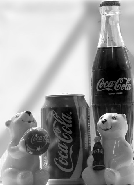 Drink more Coke....Photo challenge: Contrast in B&W