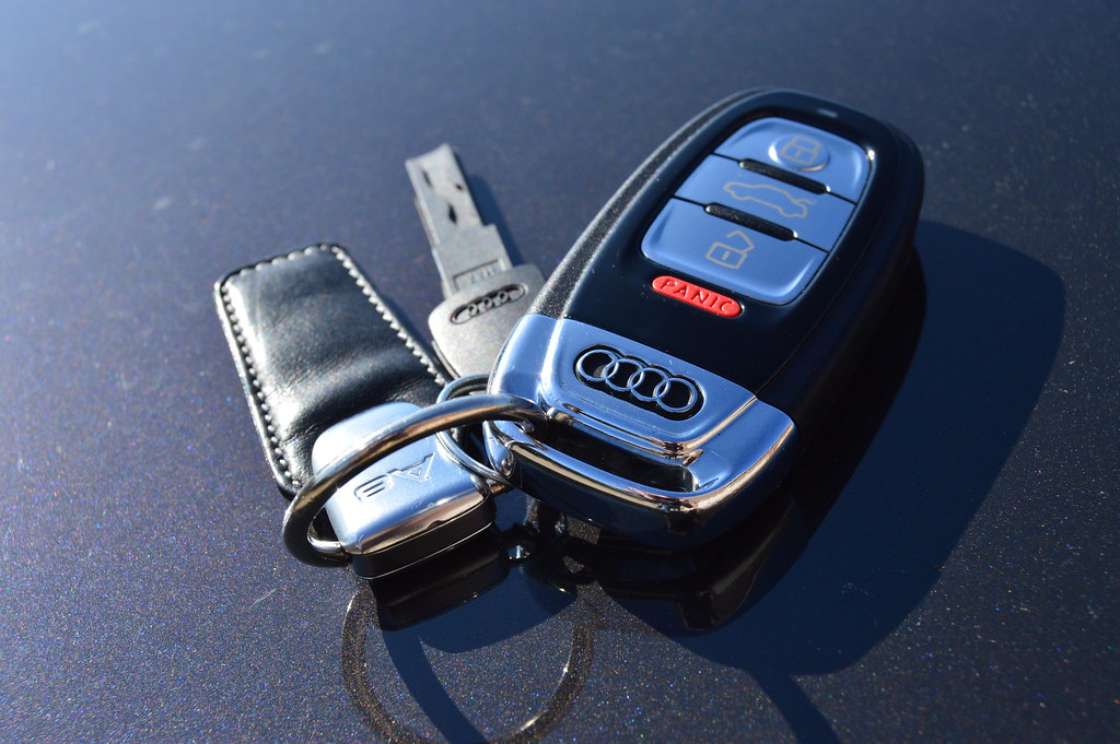 2012 Audi A8 L key fob