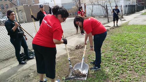 ComEd Cleans Up Marshall Square | by Latinospro