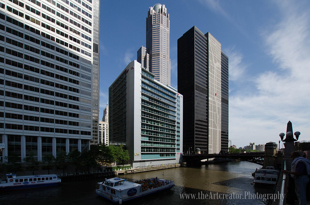 Chicago's architecture along the Chicago River