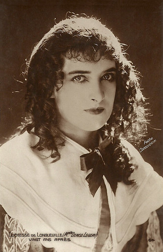 Denise Legeay in Vingt ans après (1922)