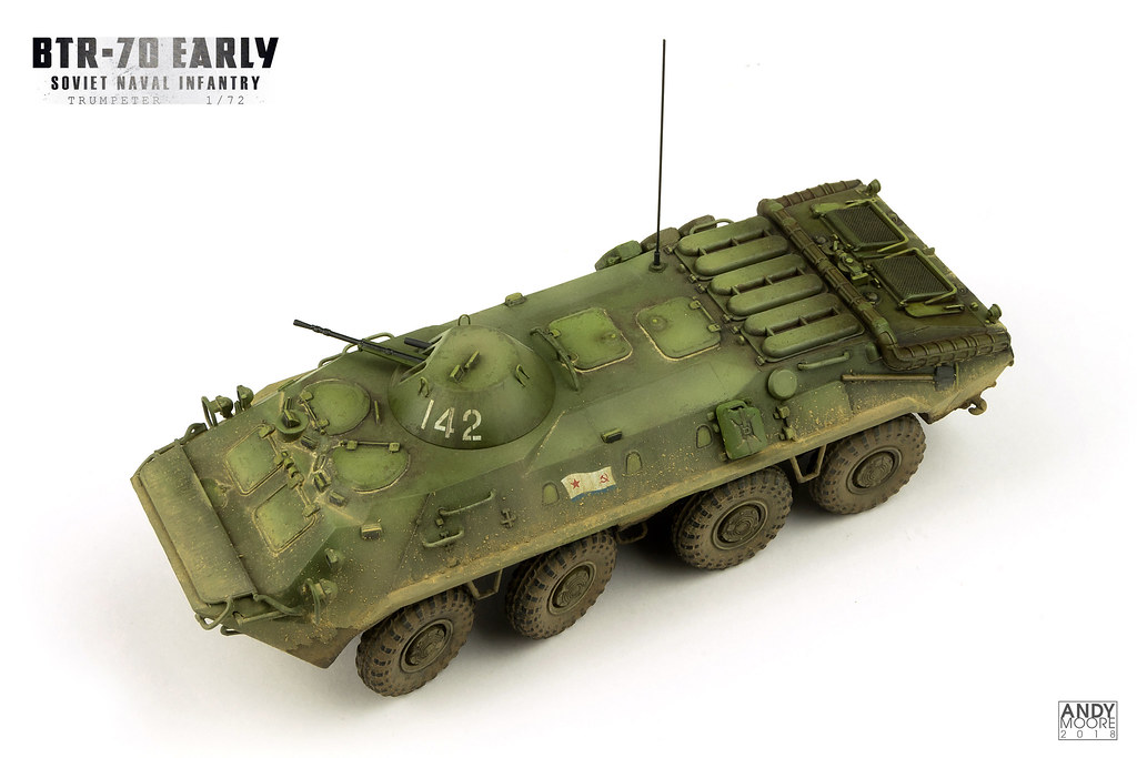 Trumpeter 07137 1/72 Russian BTR-70 APC Early Version NEW 