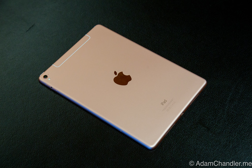 iPad Pro 9.7 - 128GB WiFi + LTE | AdamChandler86 | Flickr