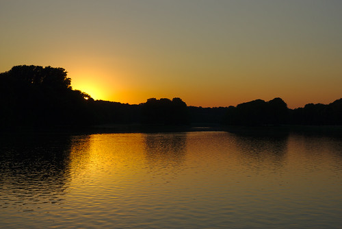 Sunset at Decksteiner Weiher Cologne by nekudo, Sunset at Decksteiner Weiher Cologne. Captured with a 50mm Lens without additional filters.sunset ou