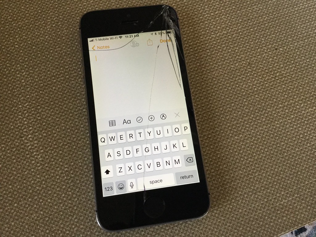iPhone 5s Screen Damage Dropped it on a concrete stoop