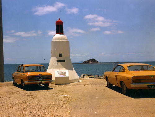 queenslandstatearchives qsa queensland mackay bagleypoint harbour breakwater light lighthouse car cars 1970s 1974