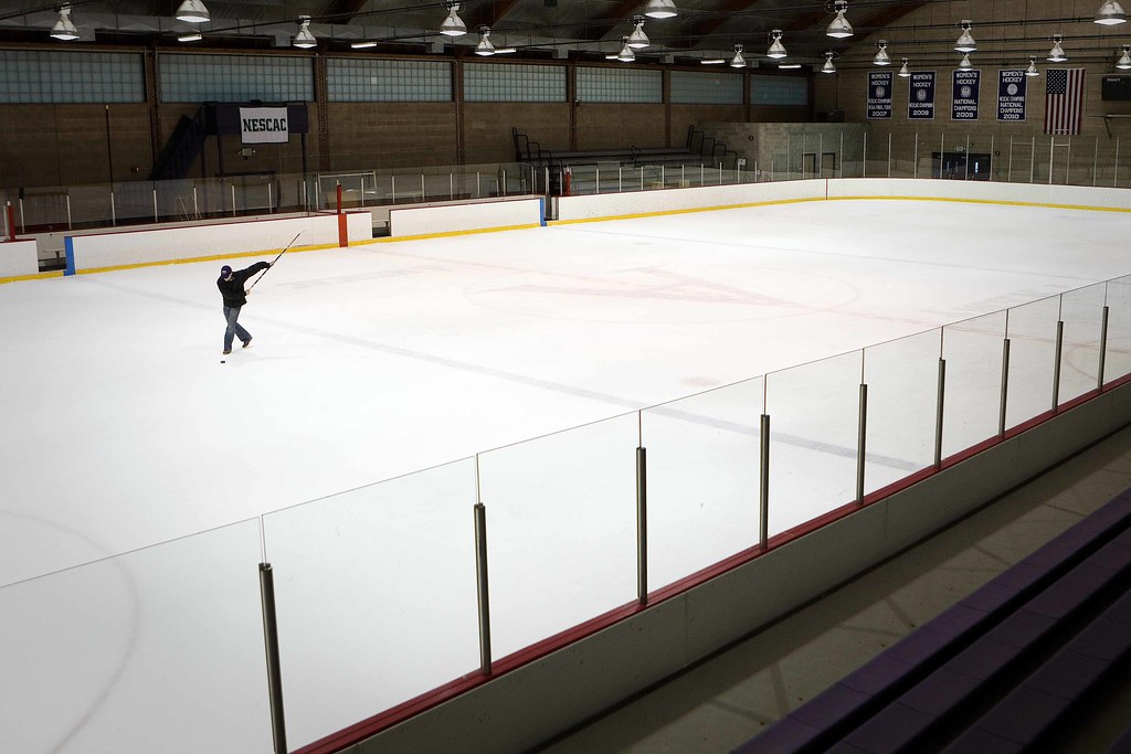 Midhurst Rink 2012_03_04_RM_mHockeyMiddlebury_AFinals | (Photo by Rob Matt… | Flickr