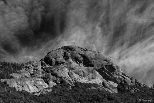 sequoianationalpark california unitedstates kiltro rock mountain outdoor landscape texture sky clouds monochrome blackandwhite