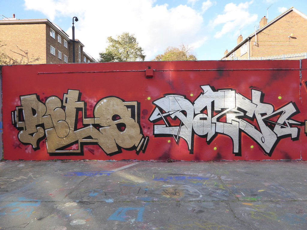 Rels & Dazer graffiti, Stockwell