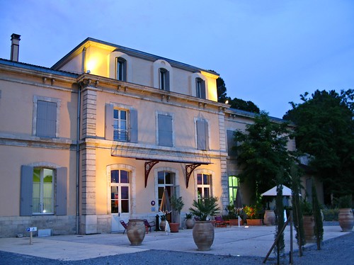 Sommières: hotel at dusk | by green voyage