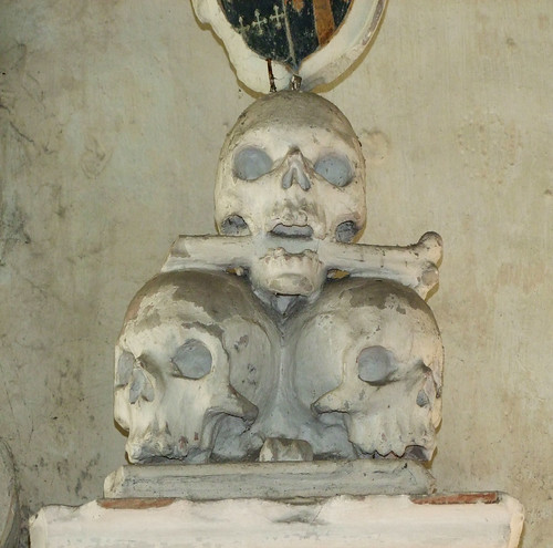 three skulls, one biting a bone | St Peter and St Paul, Kedi… | Flickr