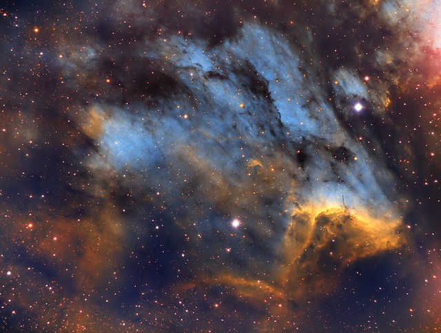 IC5070 Pelican Hubble Palette