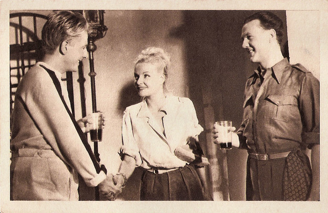 Jean Desailly, Madeleine Sologne and Raymond Rouleau in Une grande fille toute simple (1948)