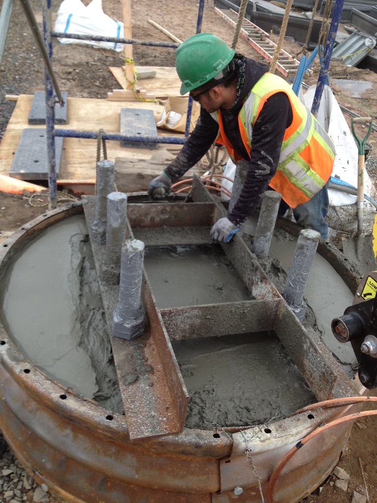 CH053 – Concrete Pour at Catenary B-923W South Foundation (04-17-2015)