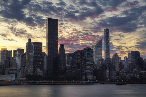 hdr nyc city sunset river blue cloudy twilight