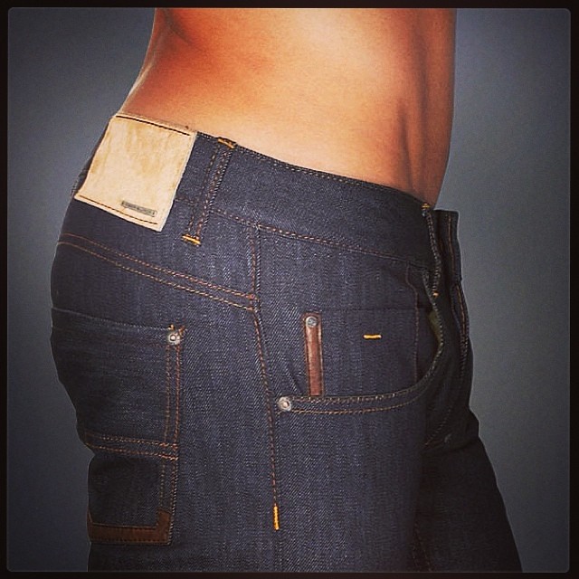 The ergonomically curved waistband on every pair of #oberb…