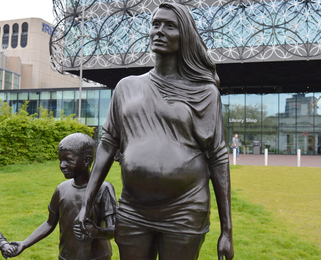 'A Real Birmingham Family' by Gillian Wearing | Gillian Wear… | Flickr
