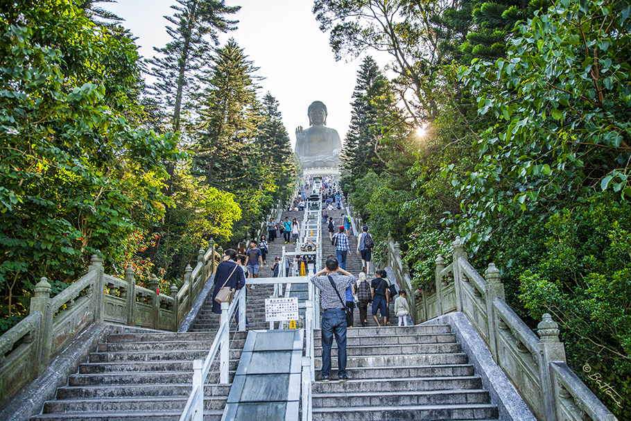 Tian Tan Buddha (Hong Kong)