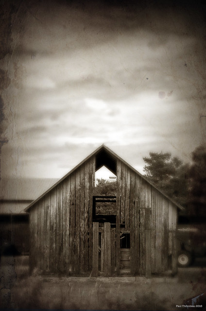 Vintage Barn. Essex, ON.