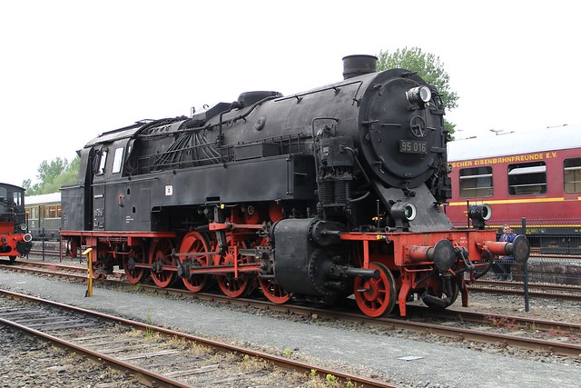 DB 95 016 - Neuenmark-Wirsberg - 24/05/2015.