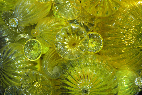 sculpture art glass yellow landscape shiny bulbous ribbed dalechihuly