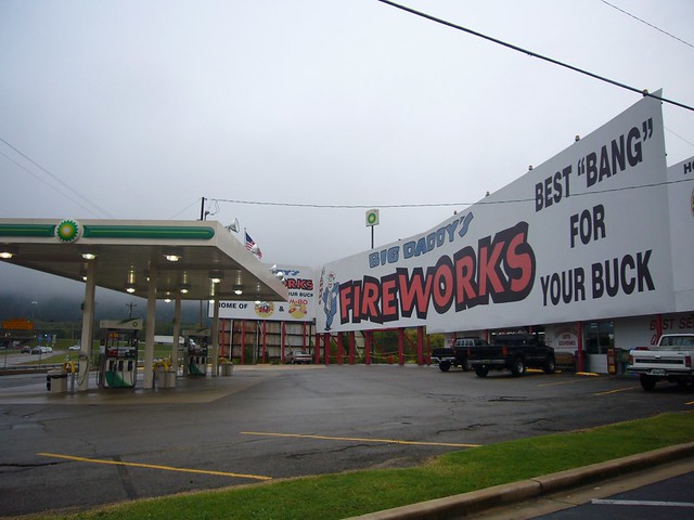 Big Daddy's Fireworks (and gas!)
