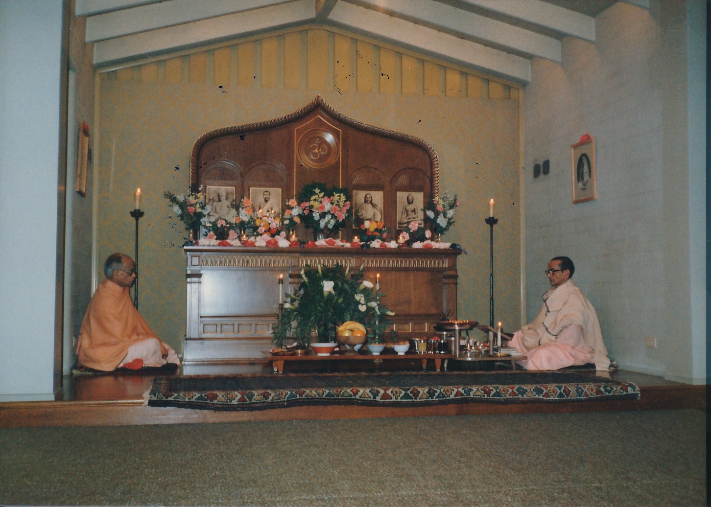 Sacramento Swami Shraddhananda Swami Pramathananda 1