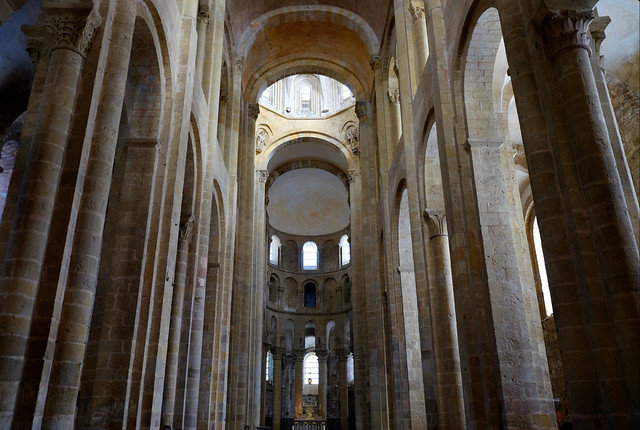 Iglesia abacial de Sainte-Foy / Conques / Aveyron (45) / França / France / Francia