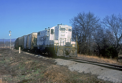 kcs gp9r 4162 railroad emd locomotive howe train paullstrang chz