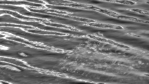 eechillington nikond7500 bellscanyon utah hiking viewnxi corelpaintshoppro impressionistic monochrome water patterns