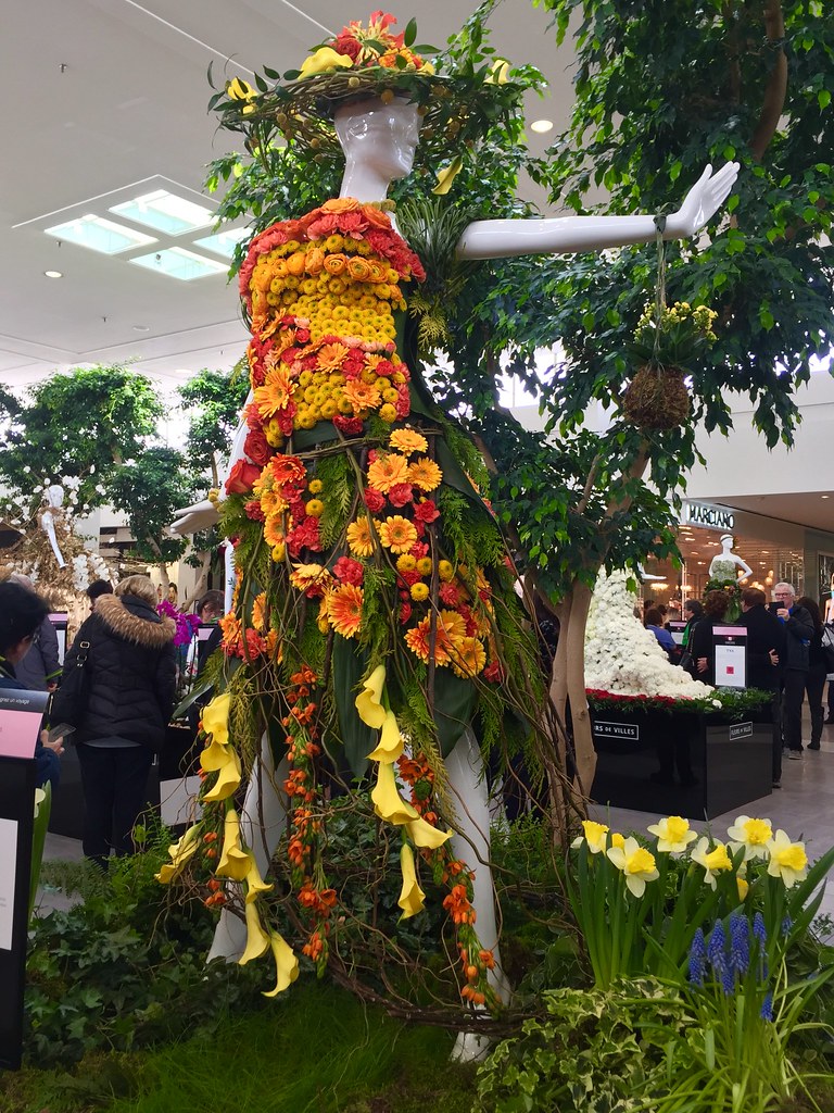 Fleurs de Villes et son exposition spectaculaire Mannequin… | Flickr