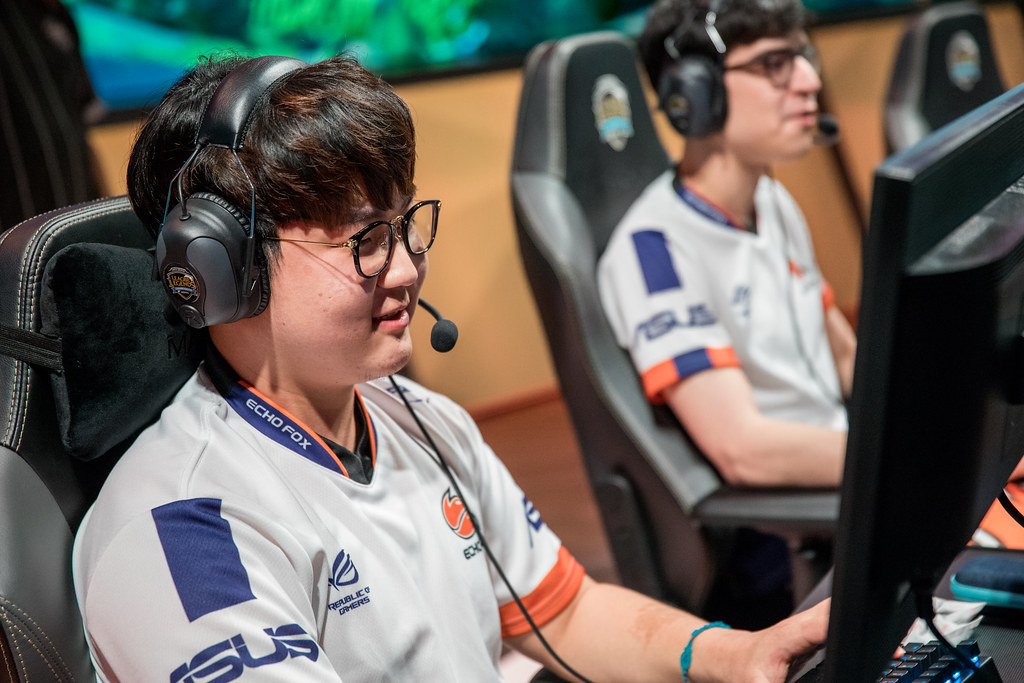 FOX HUNI