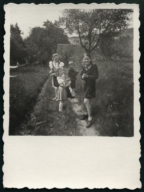 Archiv Hel126 Die N.-Kinder und Jutta Demel, 1930er