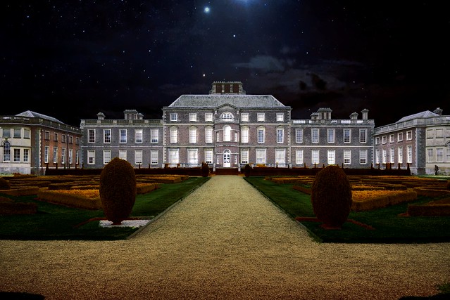 Night time at Wimpole hall