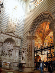 Chapel of the Madonna San Brizio