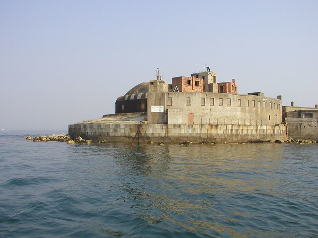 Fort on The Breakwater