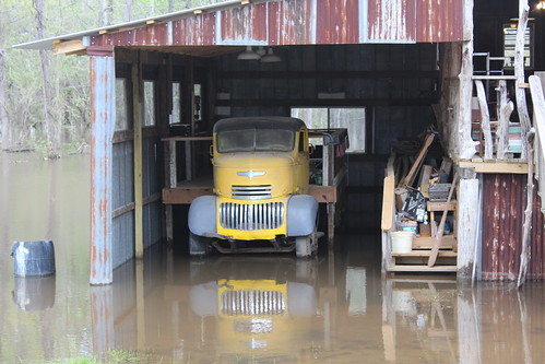 louisiana floods water trucks antiques