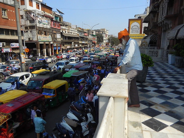 traffic in Old Dekhi