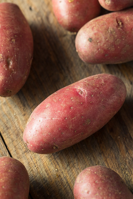 Raw Organic Red Fingerling Potatoes