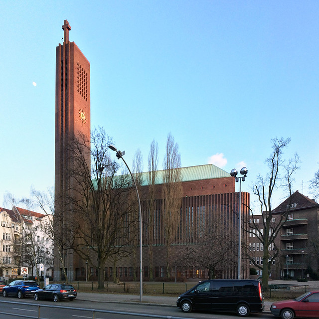 Kirche am Hohenzollernplatz
