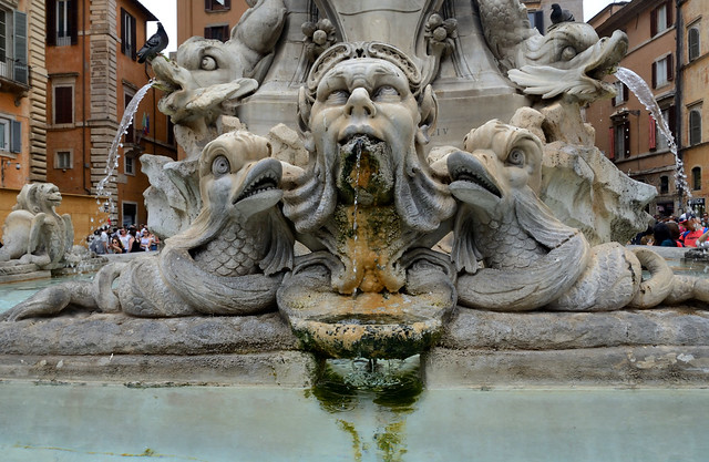Rome, het Piazza della Rotonda met de fontana Pantheon, Italië 2018