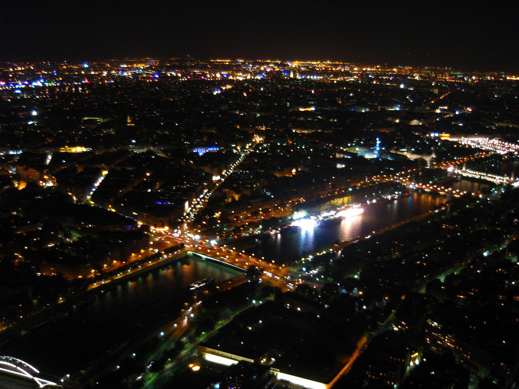 Night on the Siene