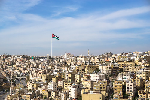 amman jordan jordania cityscape landscape flag bandera arab city ciudad urban sony ilce6000 a6000 viaje travel