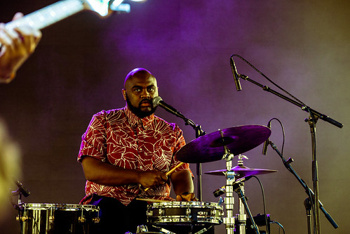 Khruangbin