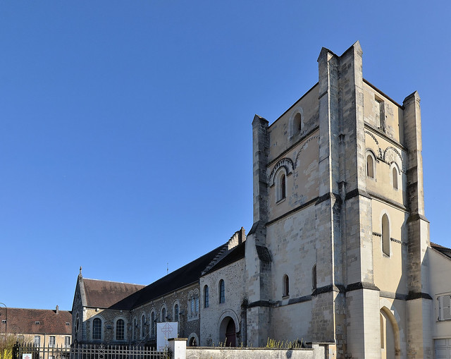 Jouarre (Seine et Marne) - Abbaye Notre-Dame - Eglise abbatiale - La Tour Romane