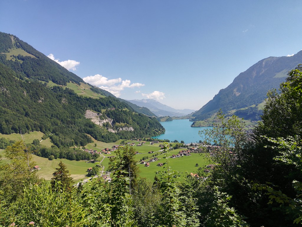 Lake Lungern, Lungern, Switzerland | Lungern, Switzerland La… | Flickr