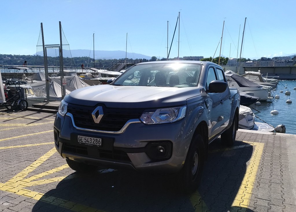 Image of Renault Alaskan