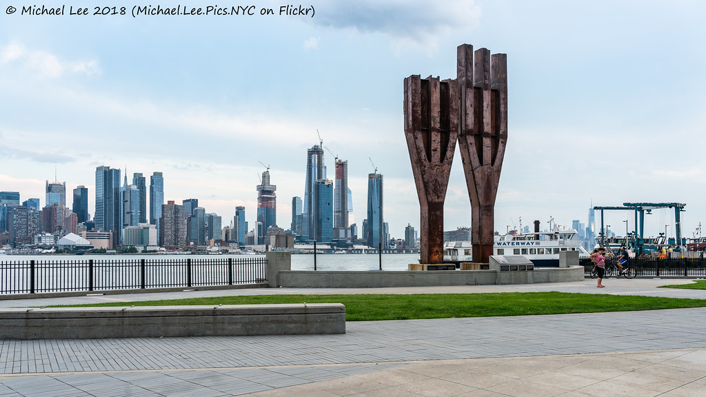 Hudson Riverfront 9/11 Memorial (20180624-DSC09557)